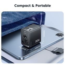 อะแดปเตอร์แปลงไฟสำหรับเดินทาง Toocki Universal Travel Adapter GaN 30W พร้อมพอร์ต USB-C 2 ช่อง และพอร์ต USB 1 ช่อง อะแดปเตอร์แปลง